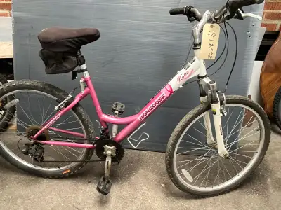 Mongoose womens mountain bike 28” - pink, View more