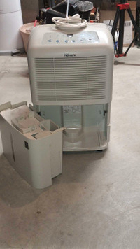 Dehumidifier 