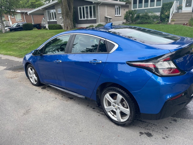 Chevy Volt — photo 2