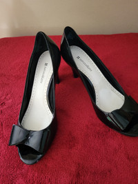 Naturalizer Black Patent open toe 2 inch heels