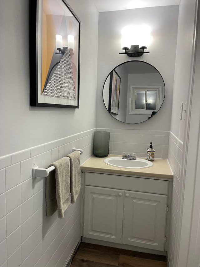 Rent 3 Bedroom House Sarnia Furnished/Bi Weekly Clean/AC in Long Term Rentals in Sarnia - Image 4