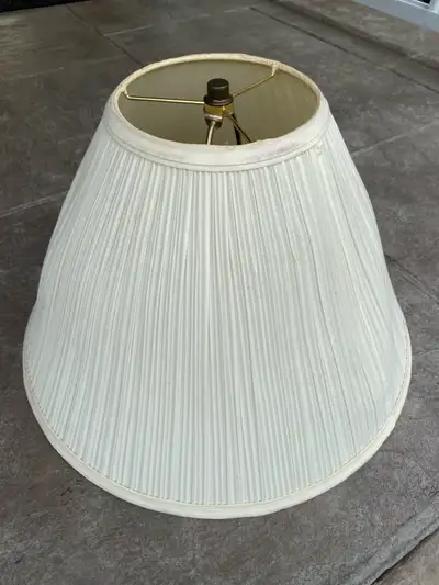 Lamp shade 17 in , View more