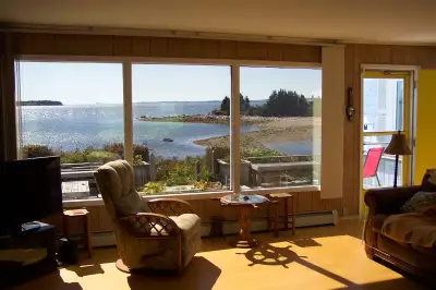 SPECIAL-OCEANFRONT -June WEEKLY-StMargaretsBay