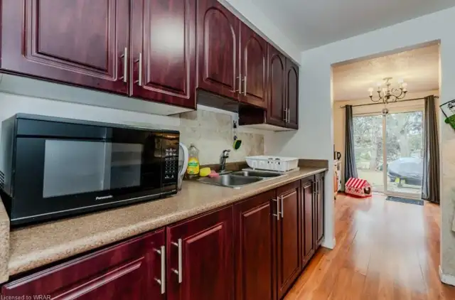 PRIVATE ROOMS AVAILABLE in Room Rentals & Roommates in Kitchener / Waterloo - Image 5