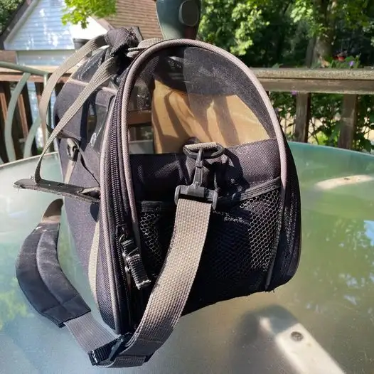 Like New Bergan small pet carrier — airline approved in Accessories in Brantford - Image 5