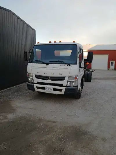 Bought a new truck, took the box of this one. Runs great. 134000 km. $5000 obo. For more info please...