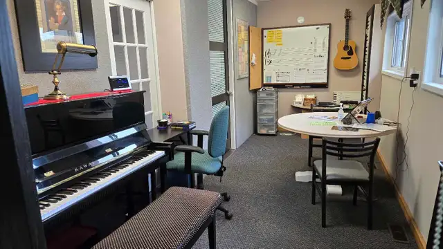 Piano Lessons--All ages and Abilities572876210276280321