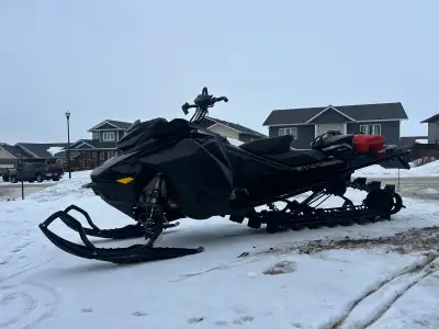 Sleds been well taken care of has a brand new 3 inch 154 camoplast track, just installed a dynamite...