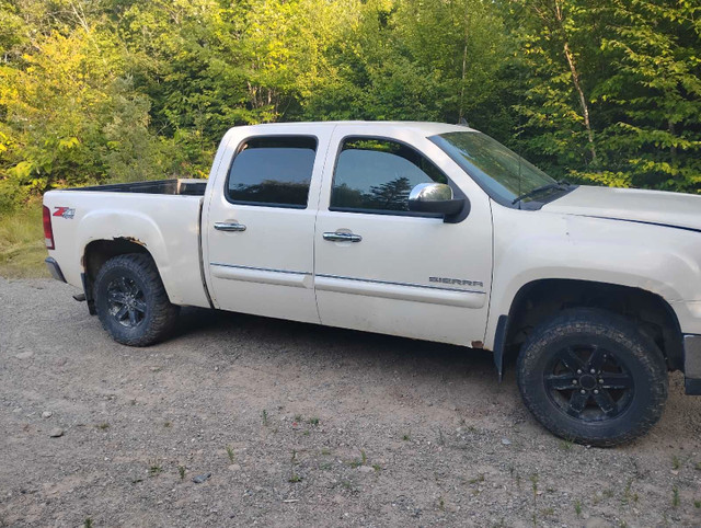 truck for sale in Cars & Trucks in Cape Breton - Image 4