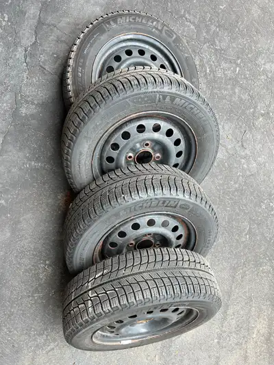 A set of 4 winter tires that comes with steel rims