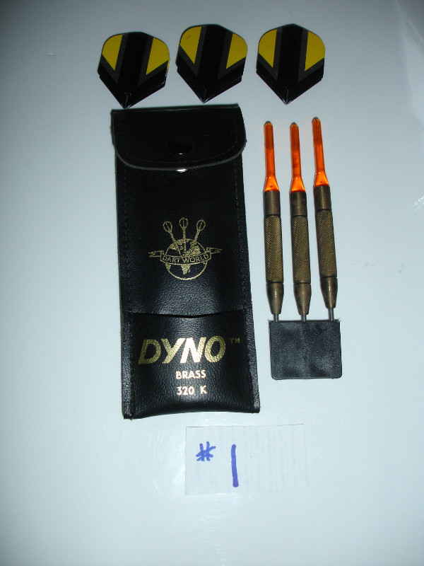 Vintage dart sets in Other in Oakville / Halton Region - Image 2