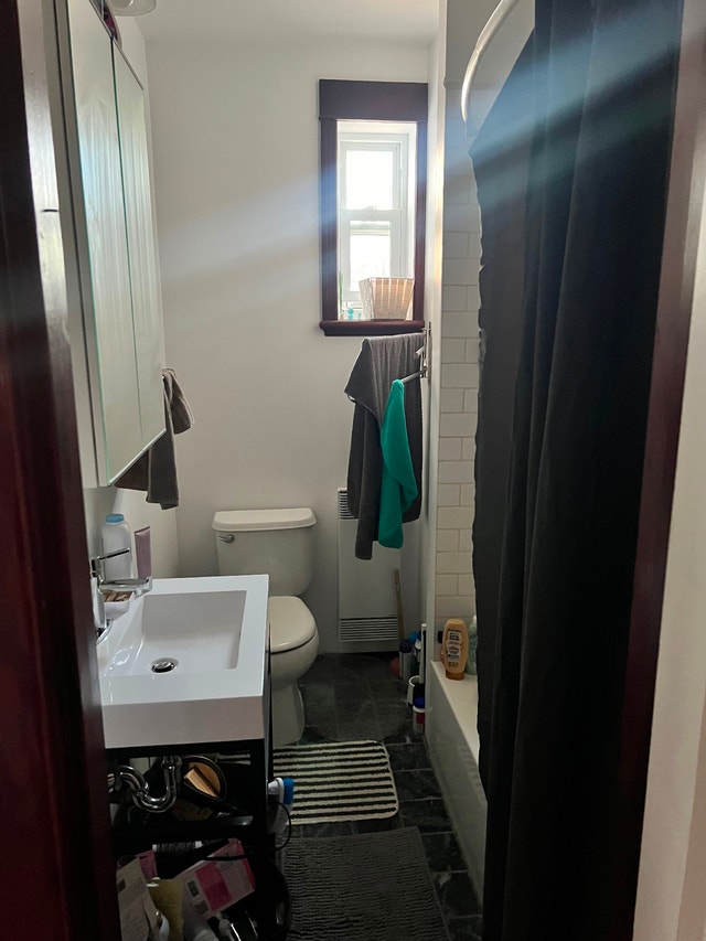 Chambre - 5 1/2 - Cession de Bail - Septembre ou Octobre — photo 2