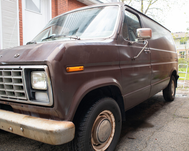 FOR SALE: 1981 Ford Econoline E-150 – Cargo Van in Cars & Trucks in Guelph - Image 4