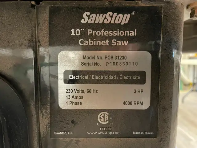 10 Inch Cabinet Saw, SawStop, Table Saw, woodworking machine in Power Tools in Hamilton - Image 3