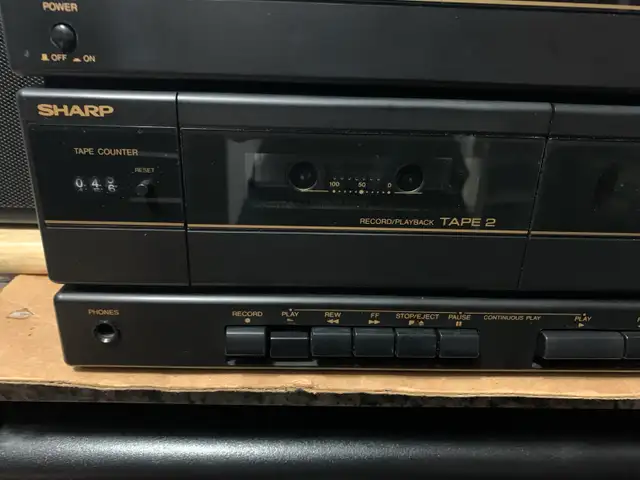 Vtg 80’s Sharp SG-F800 Stereo  Turntable-Dual Cassette+speakers in Arts & Collectibles in Markham / York Region - Image 9