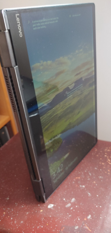Laptop Lenovo Yoga 710 Touchpad dans Portables  à Longueuil/Rive Sud - Image 4
