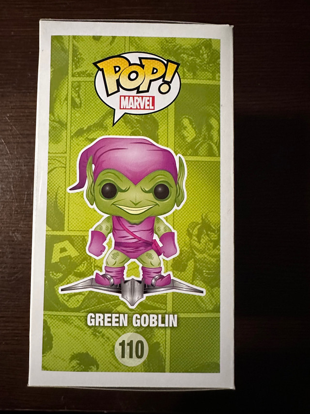 Funko Pop Green Goblin (w/ Glider) (Glow in the Dark) (Glitter) in Toys & Games in Mississauga / Peel Region - Image 4