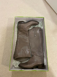 Western riding  boots- size 6- $60
