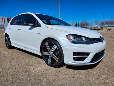 2016 Volkswagen Golf R, 2.0 L, DSG, auto, 4motion, 130 KM, black power heated seats, navigation, blu...