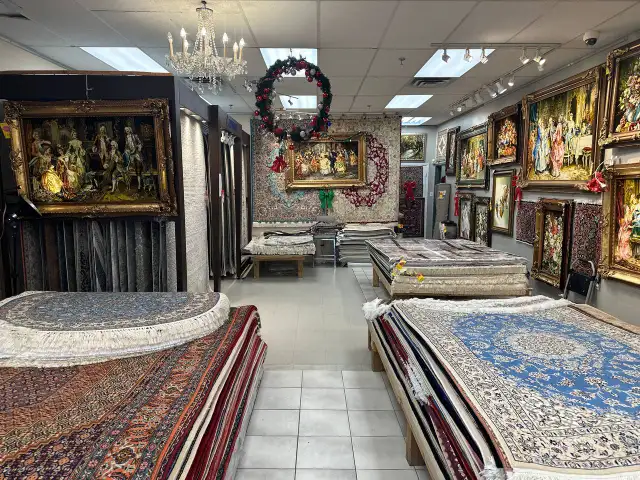 Handmade Wool Vintage Persian Rug,6.9 x 4.4 ft, red.pink, gray in Rugs, Carpets & Runners in Markham / York Region - Image 9