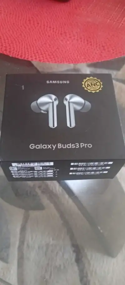 Samsung Galaxy Buds3 Pro, View more