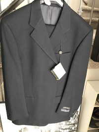 New Navy Wool Suit. 46 x 40 waist, Tall