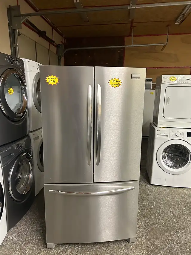 Frigidaire French Door Refrigerator works great-30 days warranty in Refrigerators in Kitchener / Waterloo - Image 9