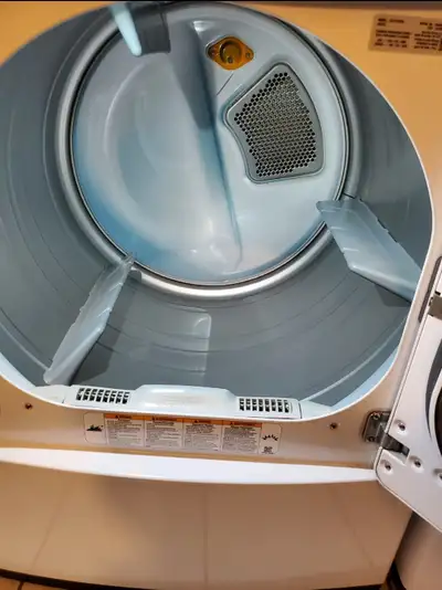 LG LAVEUSE & SÉCHEUSE TURBOSTEAM, View more