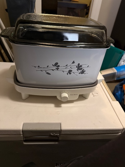 Vintage West Bend 4QT Slow Cooker, View more