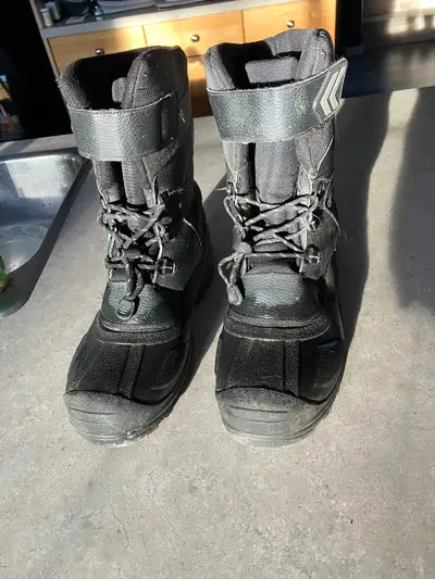 Mens Winter Waterproof Insulated Boots Size 11 (Black). $35, View more