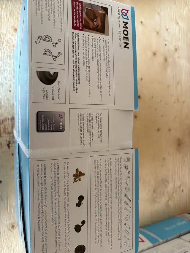 Moen shower head Arlys 82770BL in Bathwares in Oakville / Halton Region - Image 3