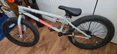 Mongoose L20, View more