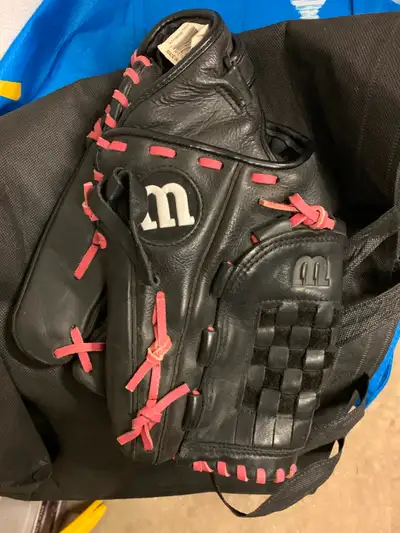 Wilson A-600 Baseball Glove, View more