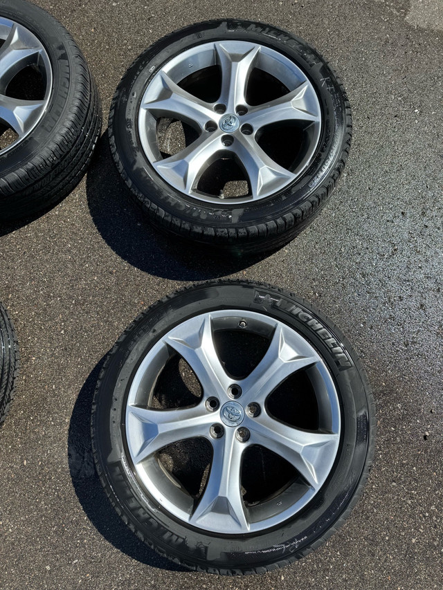 Venza rims / tires P245/50/R20 in Tires & Rims in Cambridge - Image 4