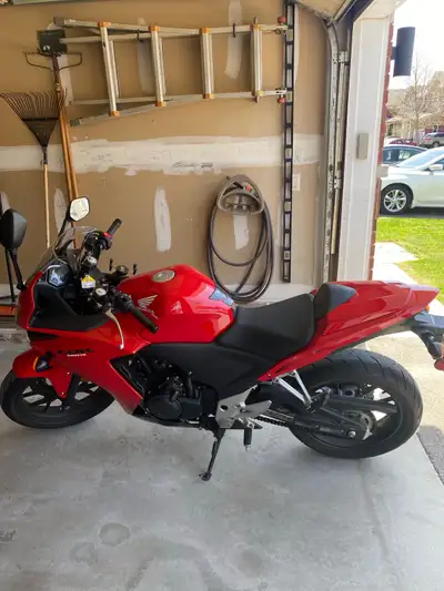 2014 Honda car 500r ABS Bike is mint well maintained All service done at dealership Rear seat delete...