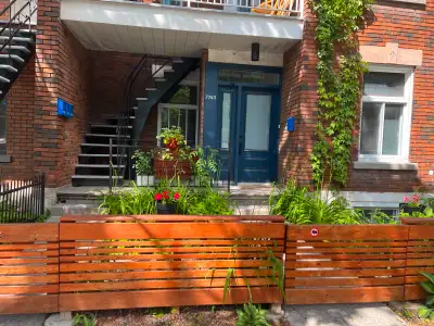 Grand 5.5 dans le coeur de Villeray avec Parking & Cour!