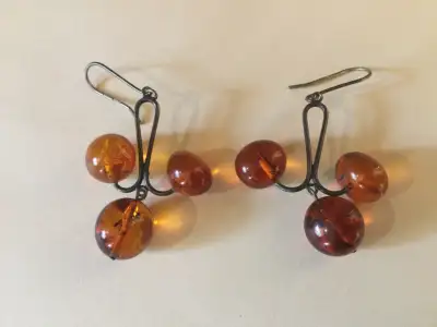 Unused pierced Baltic amber drop earrings 2 1/2 in. long, mint condition, like new, west end Toronto...