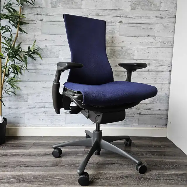 Herman Miller Embody ergonomic office chair FREE DELIVERY in Chairs & Recliners in City of Toronto - Image 6