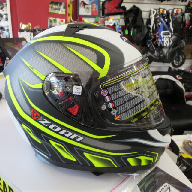 Zoan Blade SV Motorcycle Helmet Brand New RE-GEAR in Other in Oshawa / Durham Region - Image 3
