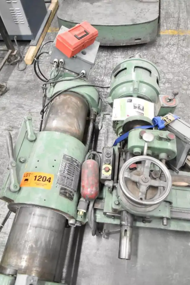 Perceuse radiale Canedy Otto radial arm drill in Other in Drummondville - Image 3