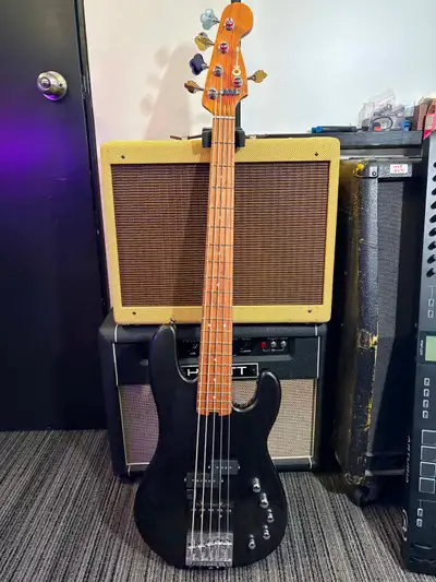 Charvel Pro-Mod San Dimas Bass PJ 5 String, View more