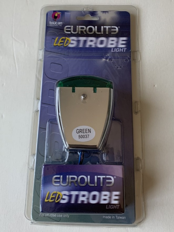 Eurolite Strobe Lights Red and Green Brand New in Other Parts & Accessories in City of Toronto - Image 3
