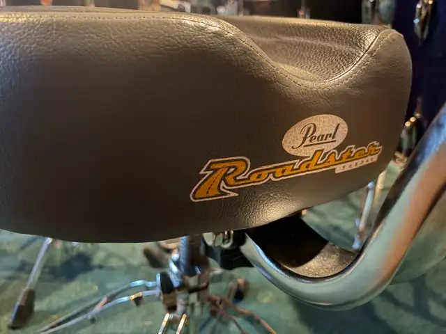 Yamaha Beech Custom Set in Drums & Percussion in Calgary - Image 8