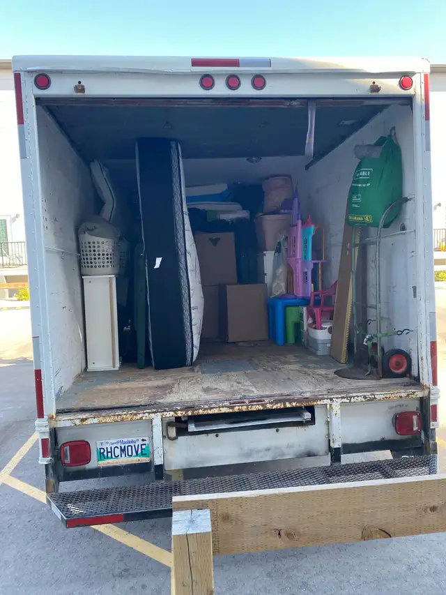 Moving Services65702476040707124