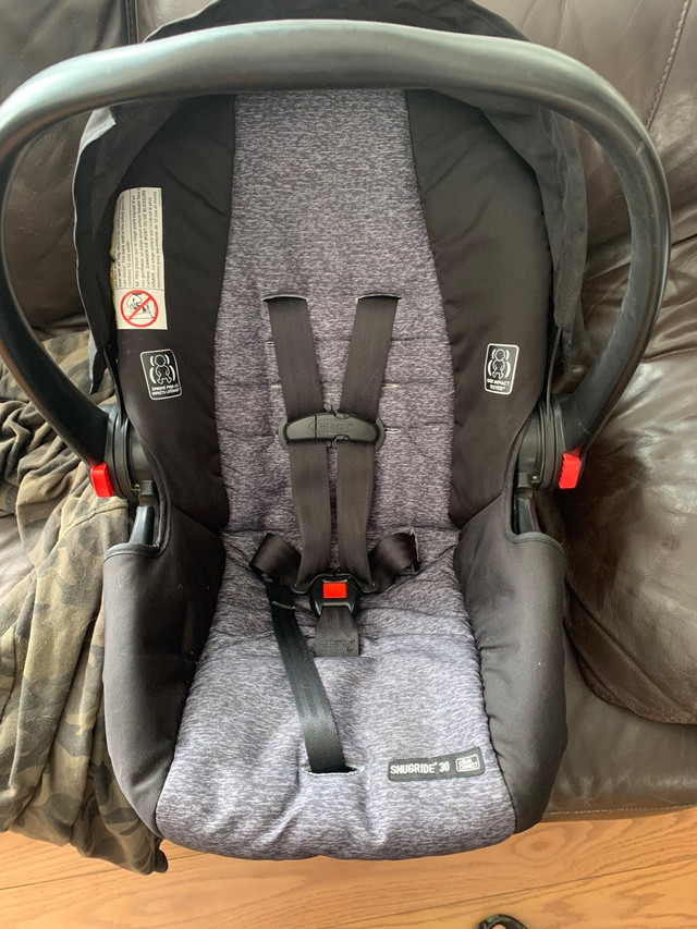 Car seat in Strollers, Carriers & Car Seats in Strathcona County