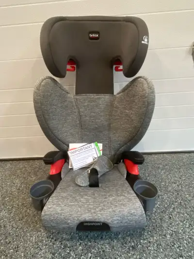 EUC Britax highpoint booster seat used sparingly in a grandparents car. Never been in an accident. P...