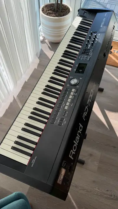 Digital Stage Piano Roland RD700NX, View more