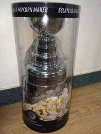 NHL Mark Messier Autographed Popcorn Maker