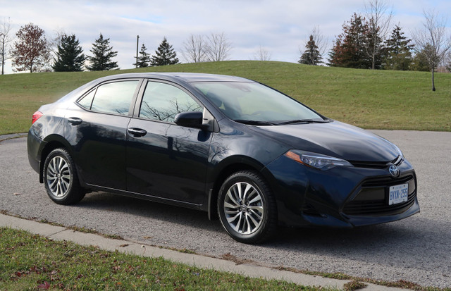 Toyota Corolla LE in Cars & Trucks in Saskatoon