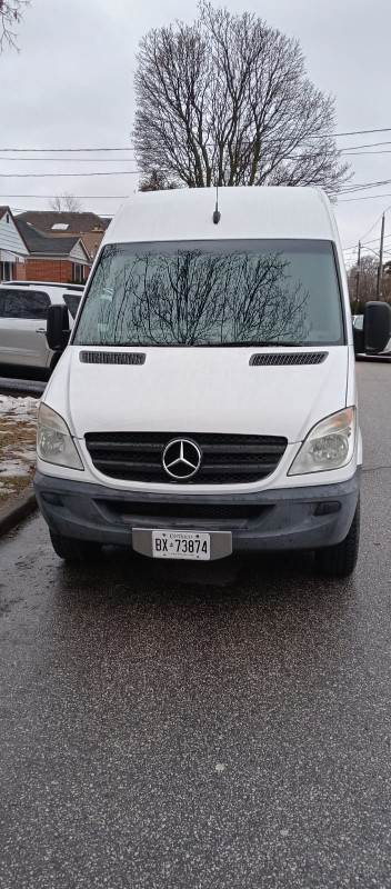 Mercedes Sprinter 144 2009 FOR SALE in Cars & Trucks in City of Toronto